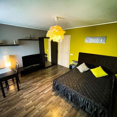 Prima Residence Apartment Орадя Екстер'єр фото