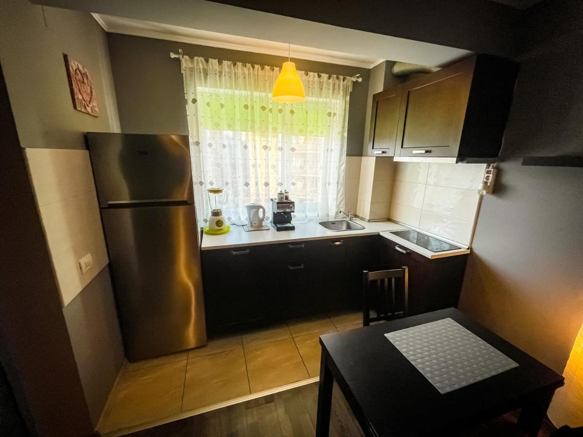 Prima Residence Apartment Орадя Екстер'єр фото